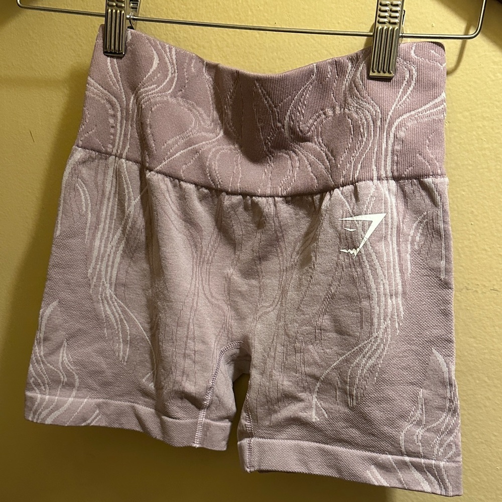 Gymshark Sculpting Ribbed Light Pink High-Waist Bike Shorts